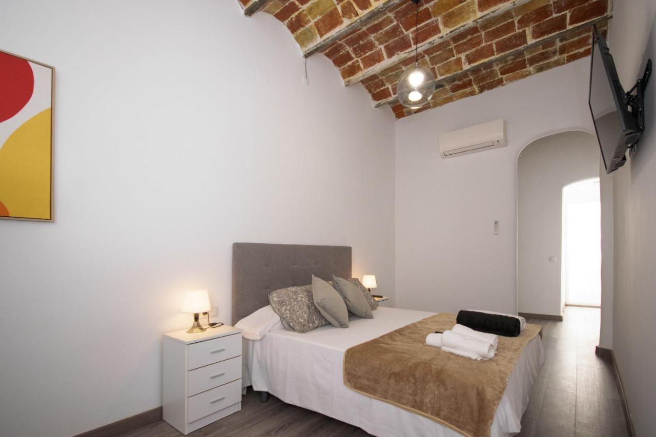 Apartahotel Casa Batito L'Hospitalet de Llobregat Luaran gambar
