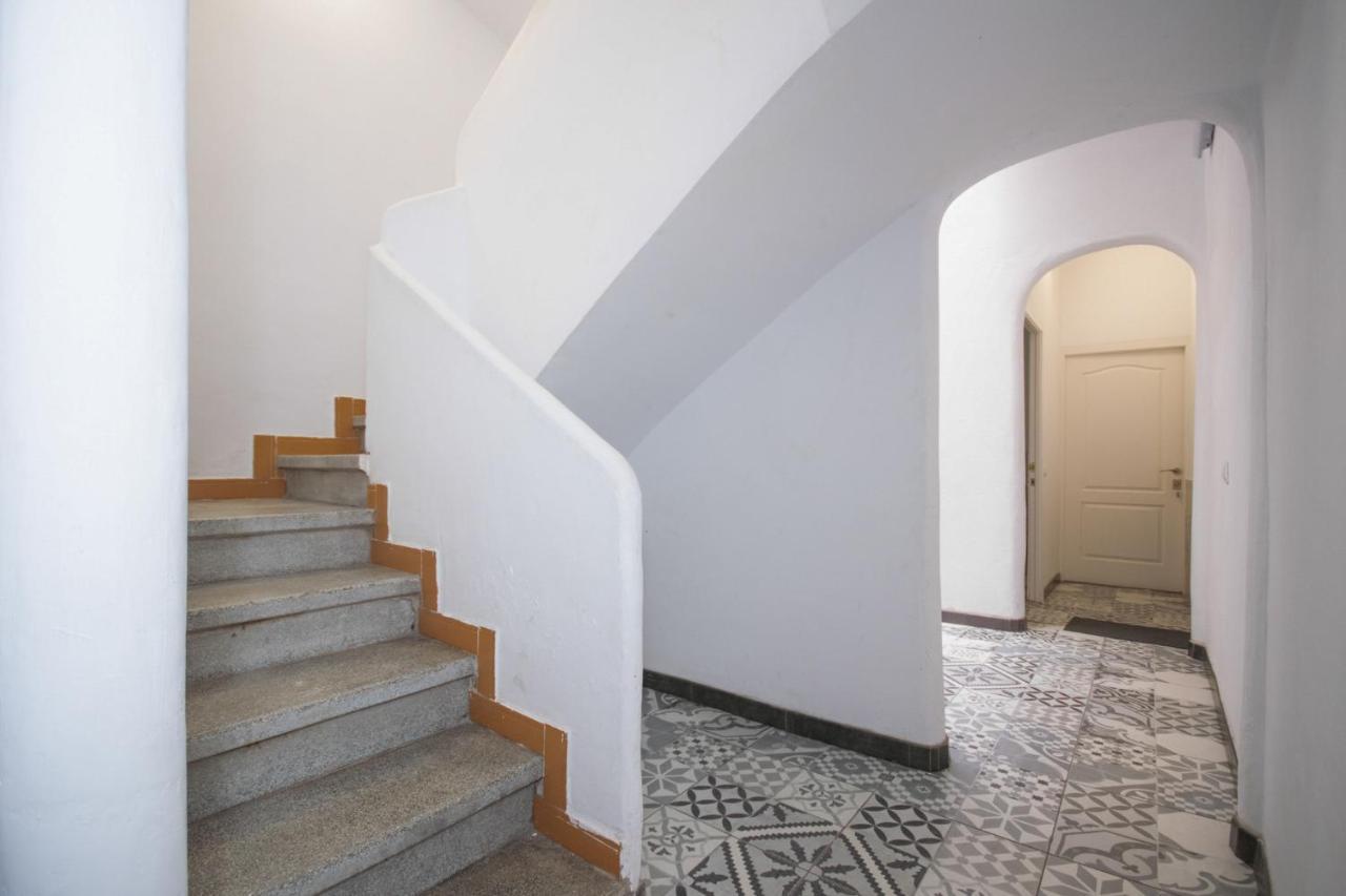 Apartahotel Casa Batito L'Hospitalet de Llobregat Luaran gambar