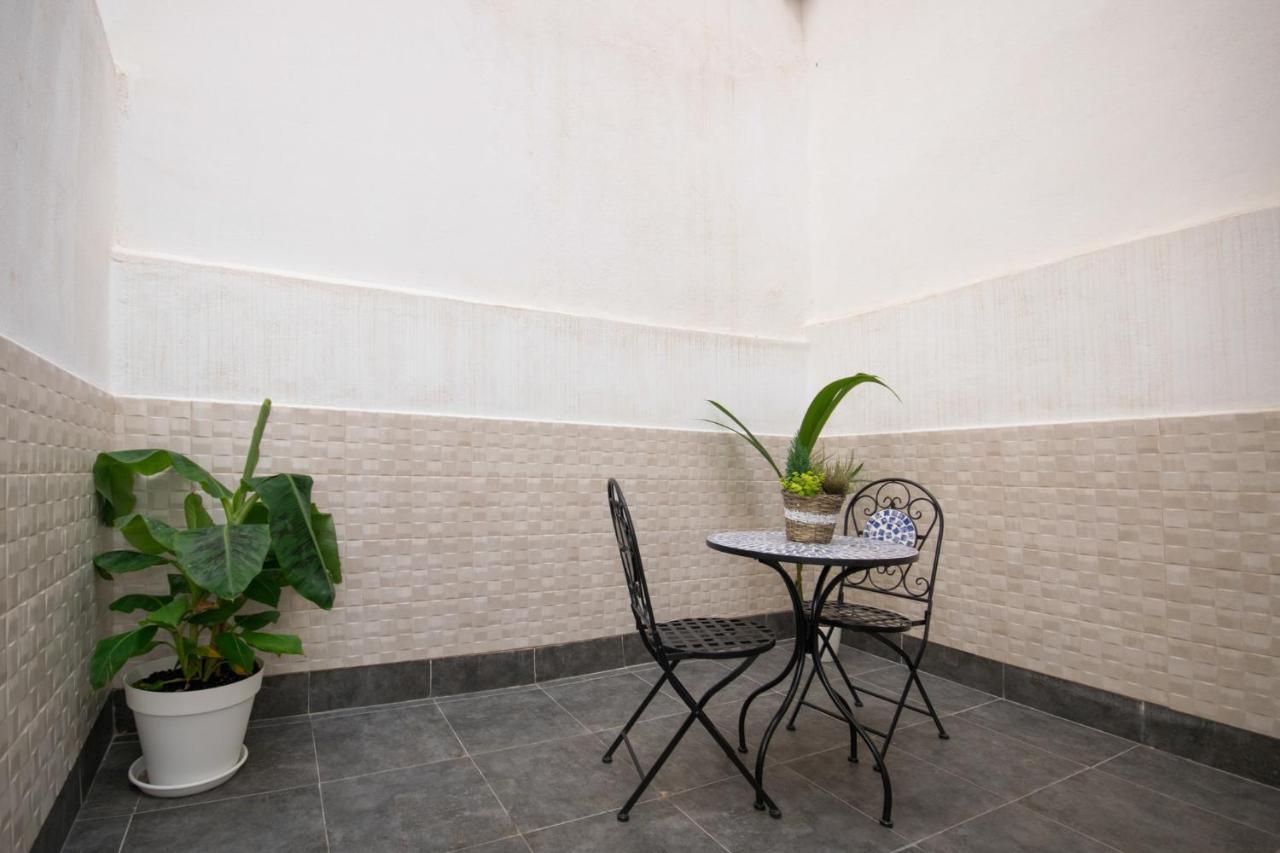 Apartahotel Casa Batito L'Hospitalet de Llobregat Luaran gambar