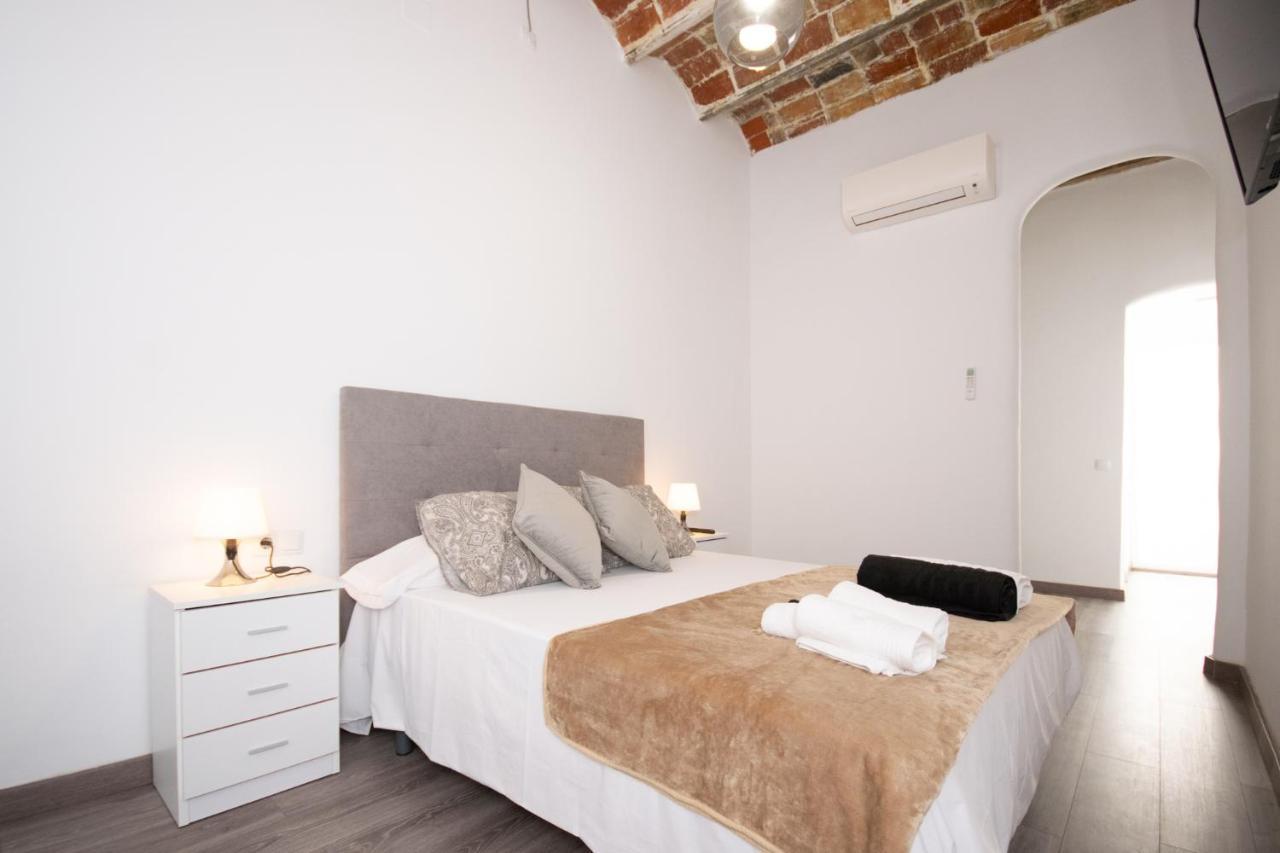 Apartahotel Casa Batito L'Hospitalet de Llobregat Luaran gambar